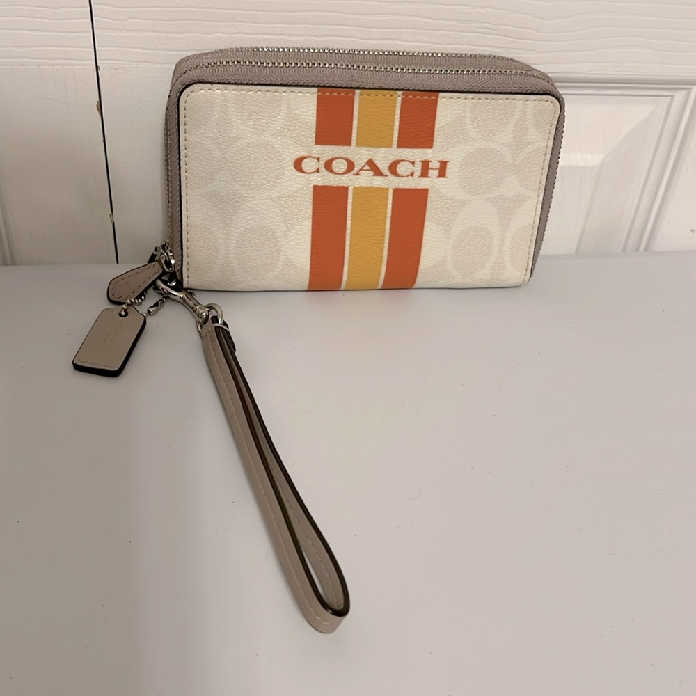 Coach Double Zip Wallet 6.5 x 4 x 1.25